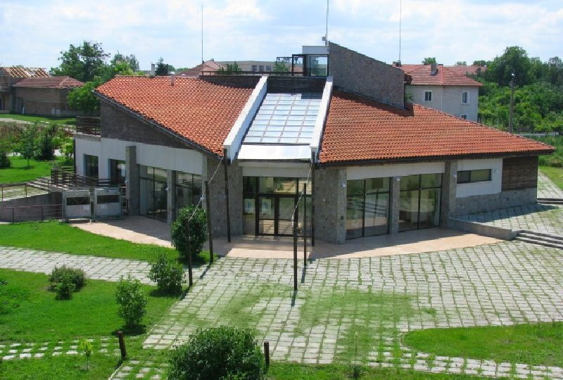 Центр для посетителей Персина в Белене